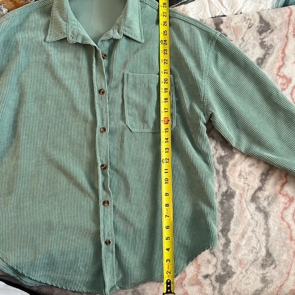 🍀Mint Green Corduroy-Style‎ Women’s Medium Oversized Shacket - Picture 4 of 5